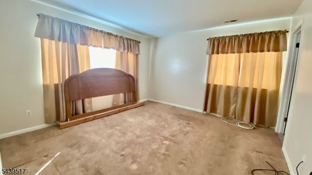 74 Falcon Ridge Way 4, Hamburg Boro, NJ 07419