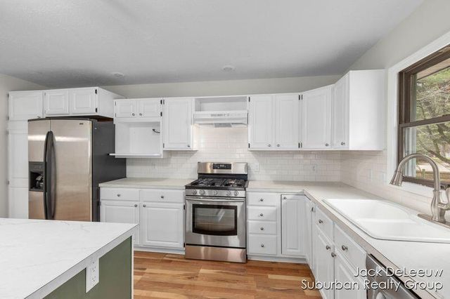 2653 Beeline Road, Holland, MI 49424