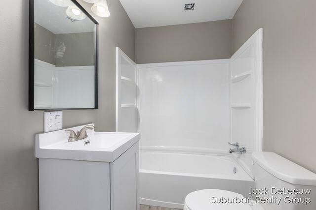 2653 Beeline Road, Holland, MI 49424