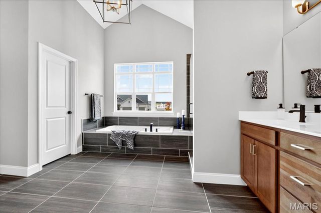 142 Royal Troon Drive, Dardenne Prairie, MO 63368