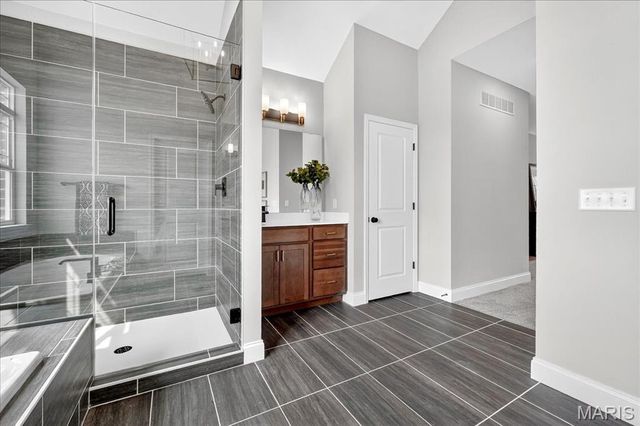 142 Royal Troon Drive, Dardenne Prairie, MO 63368