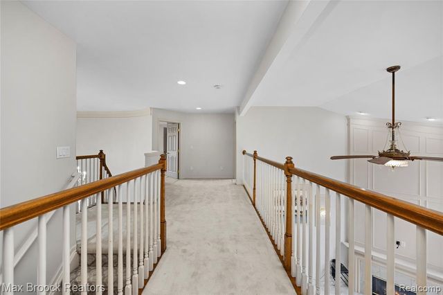 7083 Chatham Court, West Bloomfield, MI 48322