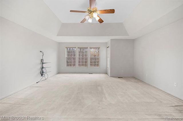 7083 Chatham Court, West Bloomfield, MI 48322