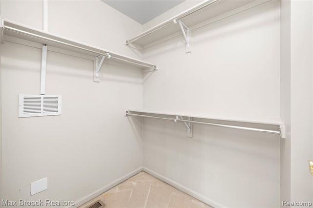 7083 Chatham Court, West Bloomfield, MI 48322