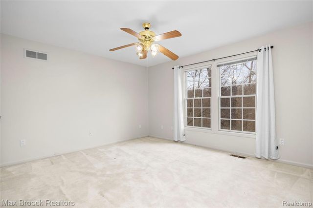 7083 Chatham Court, West Bloomfield, MI 48322