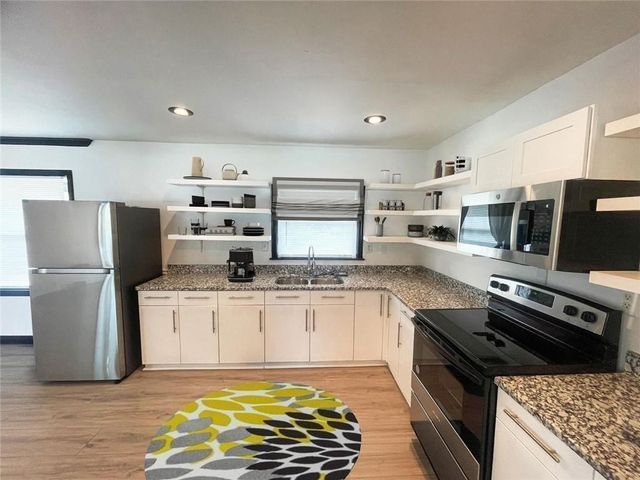 2597 Glenvalley Drive, Decatur, GA 30032