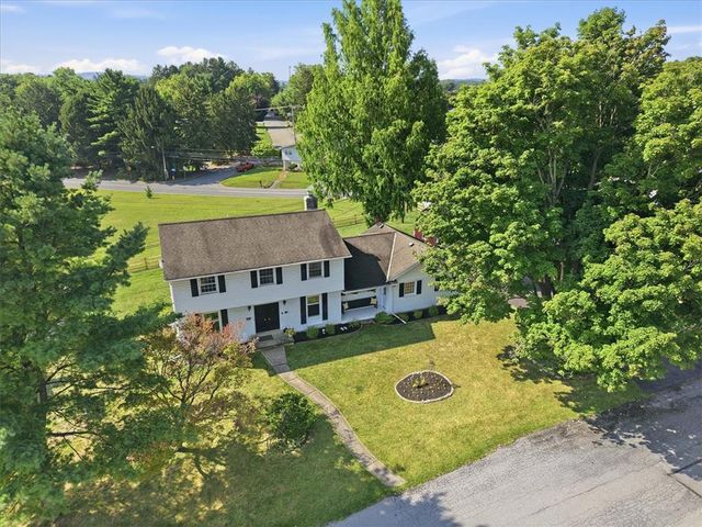 3146 Club Drive, Allentown City, PA 18103