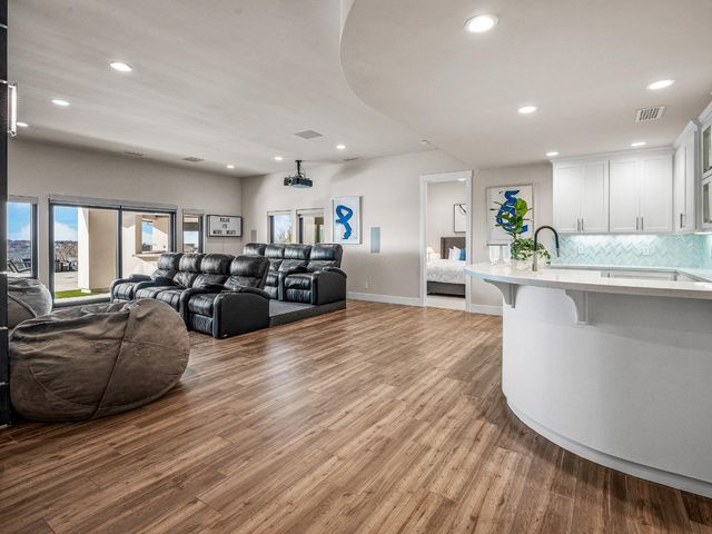 4918 Moreau Ct, El Dorado Hills, CA 95762
