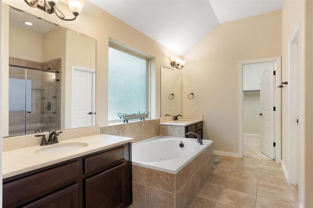 1411 Nacogdoches Valley Drive, League City, TX 77573