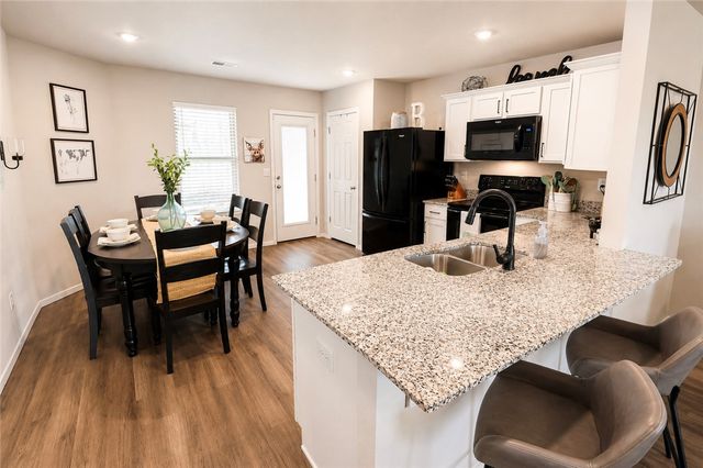 2610 Broken Spoke Lane, Farmington, AR 72730