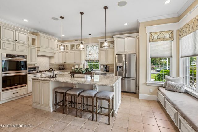 16 Pine Street, Toms River, NJ 08753