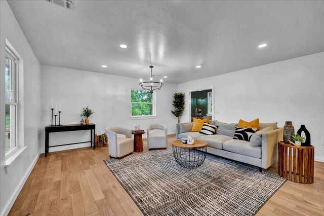 14500 Williams Way, Luther, OK 73054