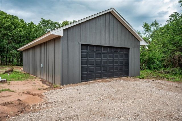 14500 Williams Way, Luther, OK 73054