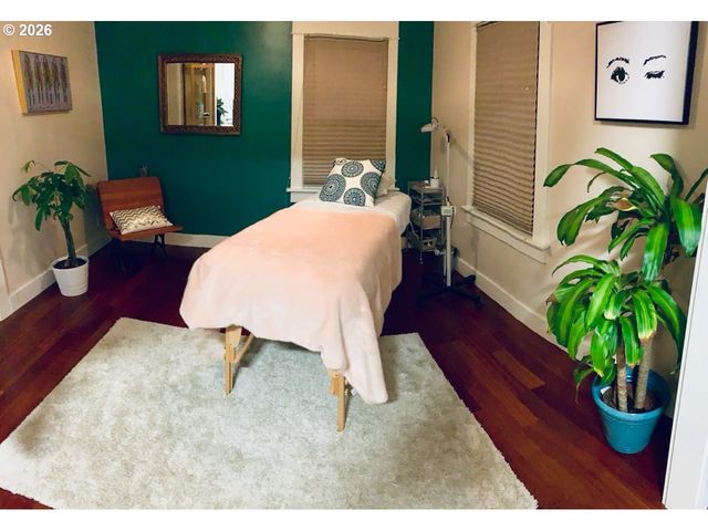 5520 Se MILWAUKIE Ave, Portland, OR 97202