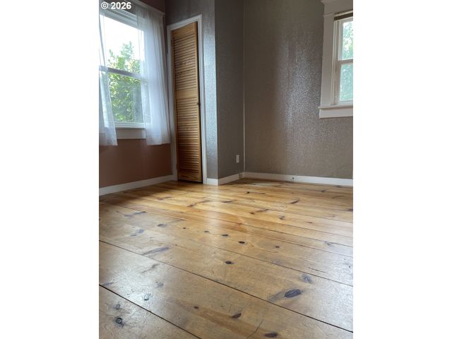 5520 Se MILWAUKIE Ave, Portland, OR 97202