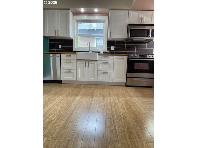 5520 Se MILWAUKIE Ave, Portland, OR 97202