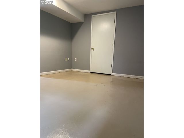 5520 Se MILWAUKIE Ave, Portland, OR 97202