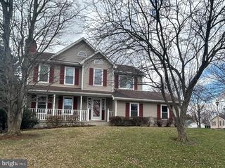 124 DEERFIELD DR, Charles Town, WV 25414