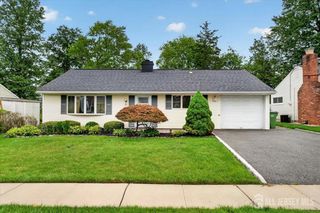 25 Kenmore Road, Edison, NJ 08817
