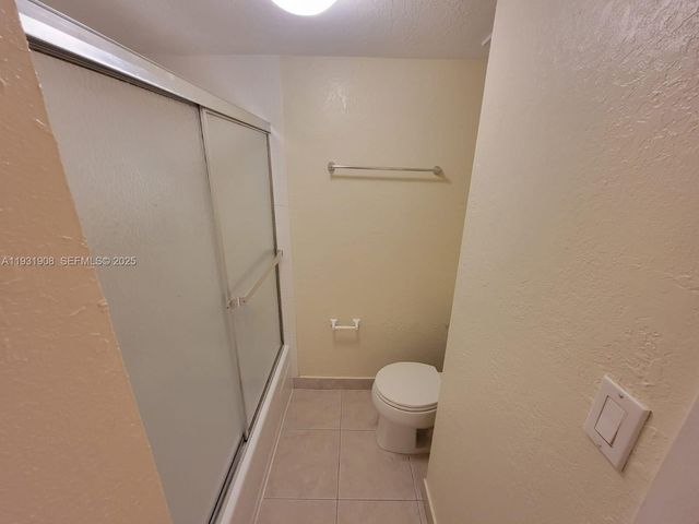 4304 NW 9th Ave 3-2G, Deerfield Beach, FL 33064