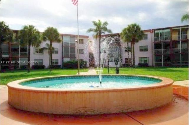 4304 NW 9th Ave 3-2G, Deerfield Beach, FL 33064