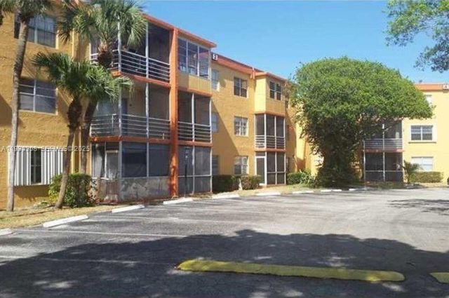 4304 NW 9th Ave 3-2G, Deerfield Beach, FL 33064