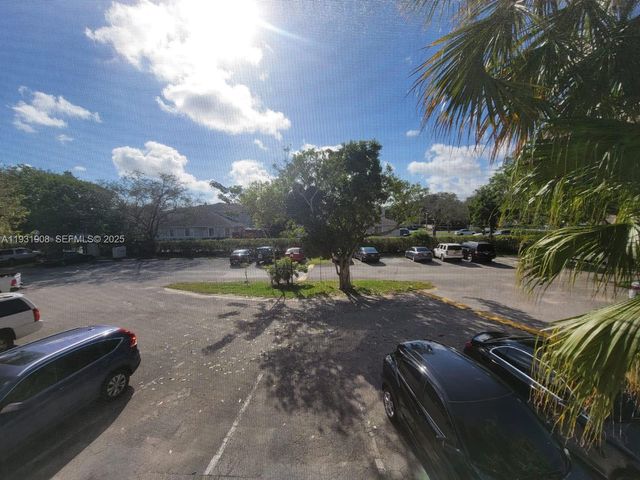 4304 NW 9th Ave 3-2G, Deerfield Beach, FL 33064