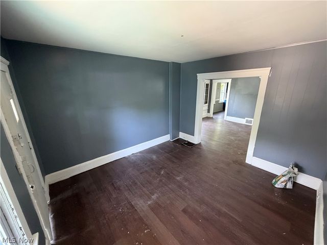 1101 E 71st Street, Cleveland, OH 44103