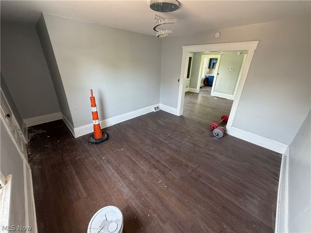 1101 E 71st Street, Cleveland, OH 44103