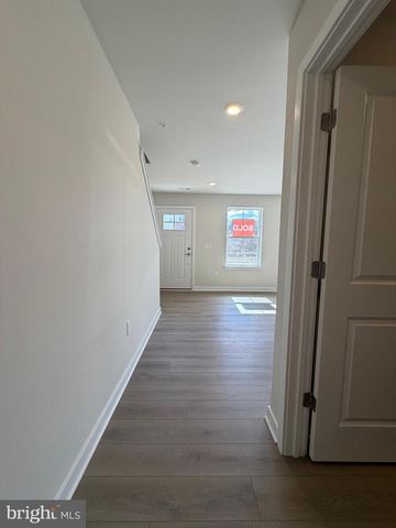 39 E FRONT STREET, Bridgeport, PA 19405