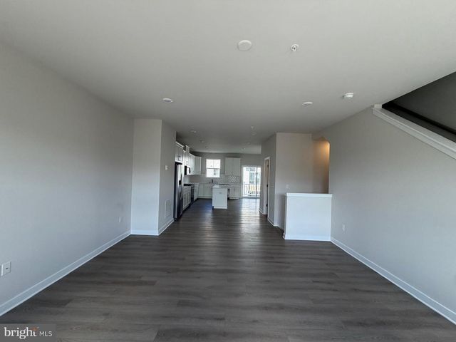 39 E FRONT STREET, Bridgeport, PA 19405