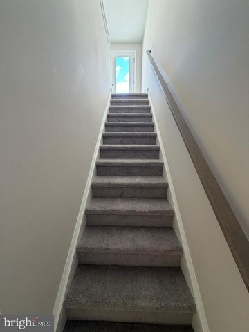 39 E FRONT STREET, Bridgeport, PA 19405