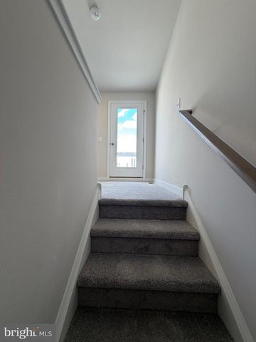 39 E FRONT STREET, Bridgeport, PA 19405