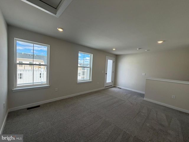 39 E FRONT STREET, Bridgeport, PA 19405