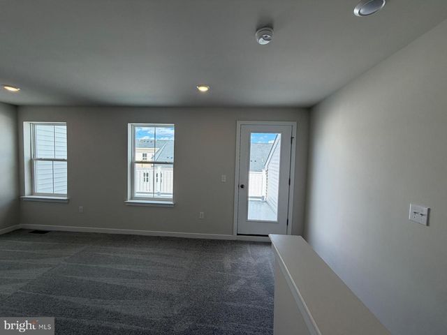 39 E FRONT STREET, Bridgeport, PA 19405