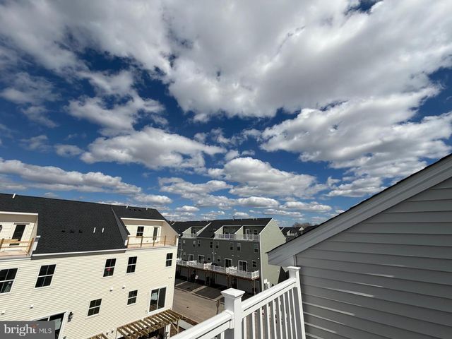 39 E FRONT STREET, Bridgeport, PA 19405