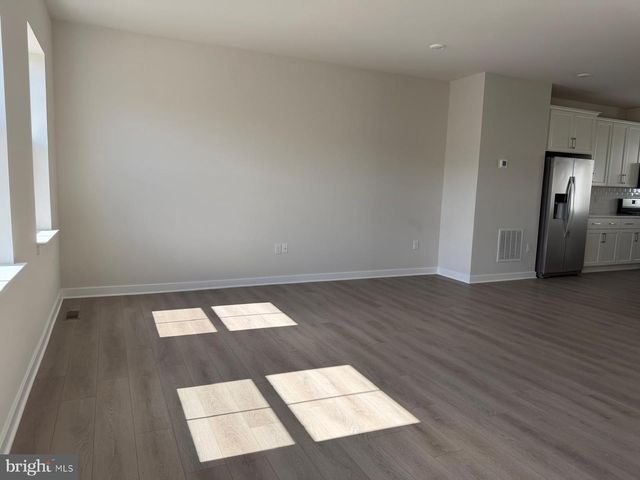 39 E FRONT STREET, Bridgeport, PA 19405