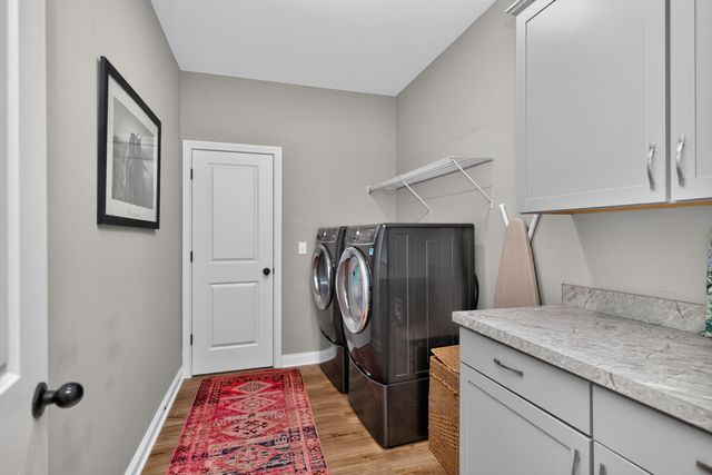 1975 Covington Point, Lexington, KY 40509