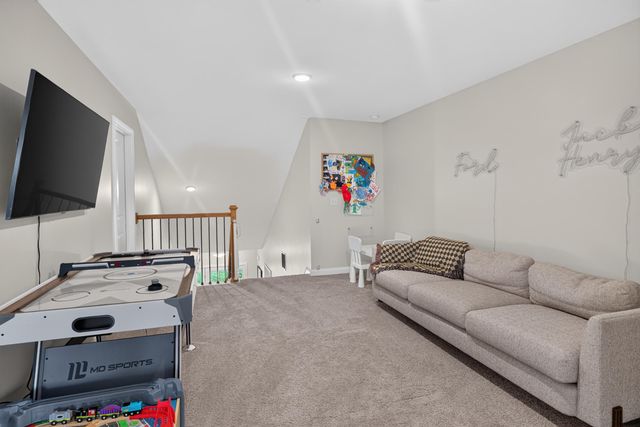 1975 Covington Point, Lexington, KY 40509