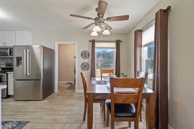 71 Long Horn Loop, New Waverly, TX 77358