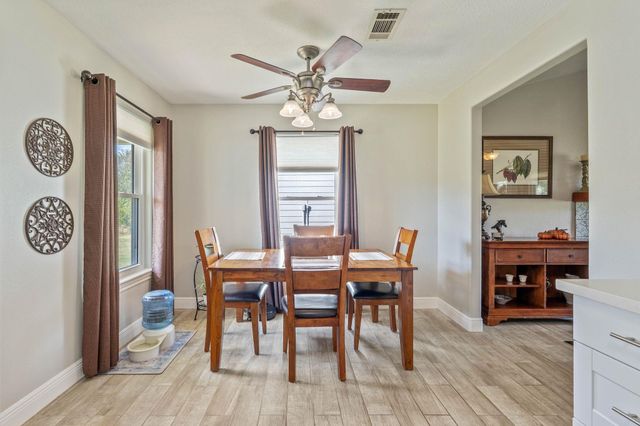 71 Long Horn Loop, New Waverly, TX 77358