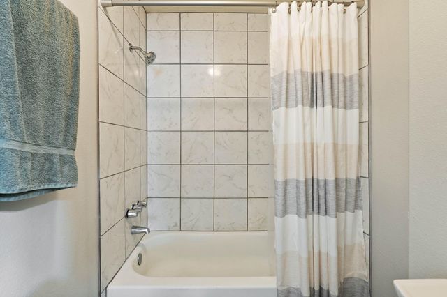 71 Long Horn Loop, New Waverly, TX 77358