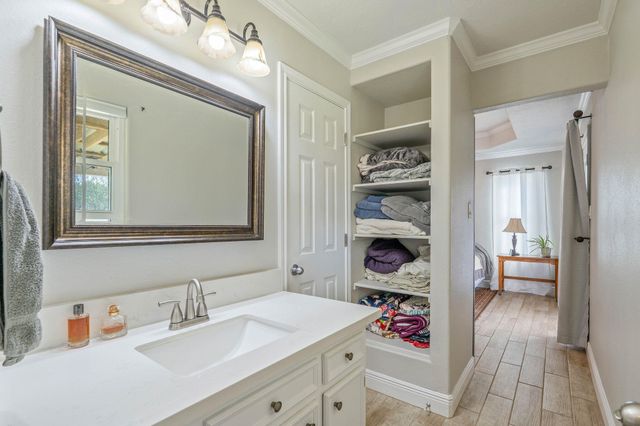 71 Long Horn Loop, New Waverly, TX 77358