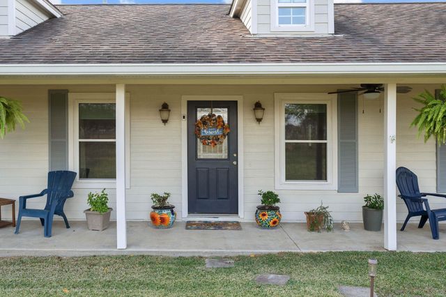 71 Long Horn Loop, New Waverly, TX 77358