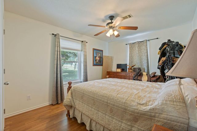 71 Long Horn Loop, New Waverly, TX 77358