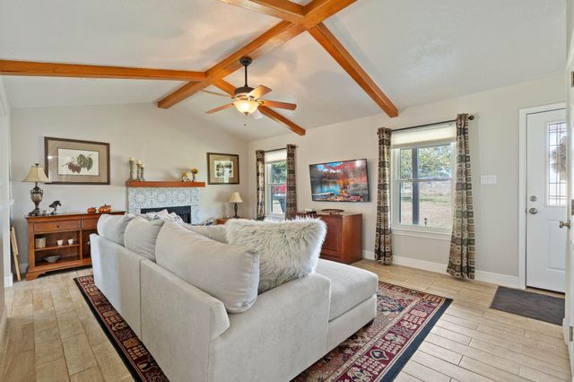 71 Long Horn Loop, New Waverly, TX 77358