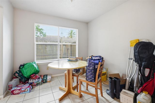 466 El Toro Lane, Webster, TX 77598