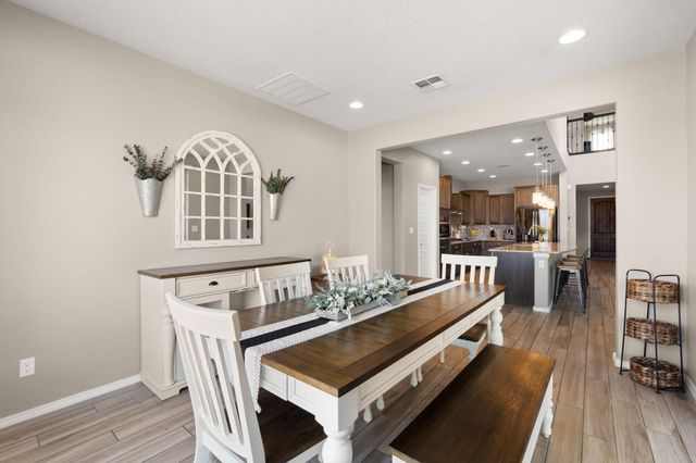 3953 Mountain Trail Loop NE, Rio Rancho, NM 87144