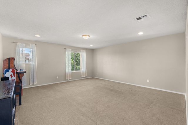 3953 Mountain Trail Loop NE, Rio Rancho, NM 87144