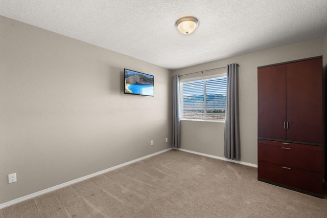 3953 Mountain Trail Loop NE, Rio Rancho, NM 87144